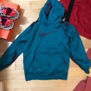 Nike dri-fit hoodie